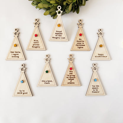 Etiquetas de regalo divertidas con forma de árbol de Navidad minimalista, etiquetas de regalo cortadas con láser, etiquetas de regalo de madera grabadas con láser