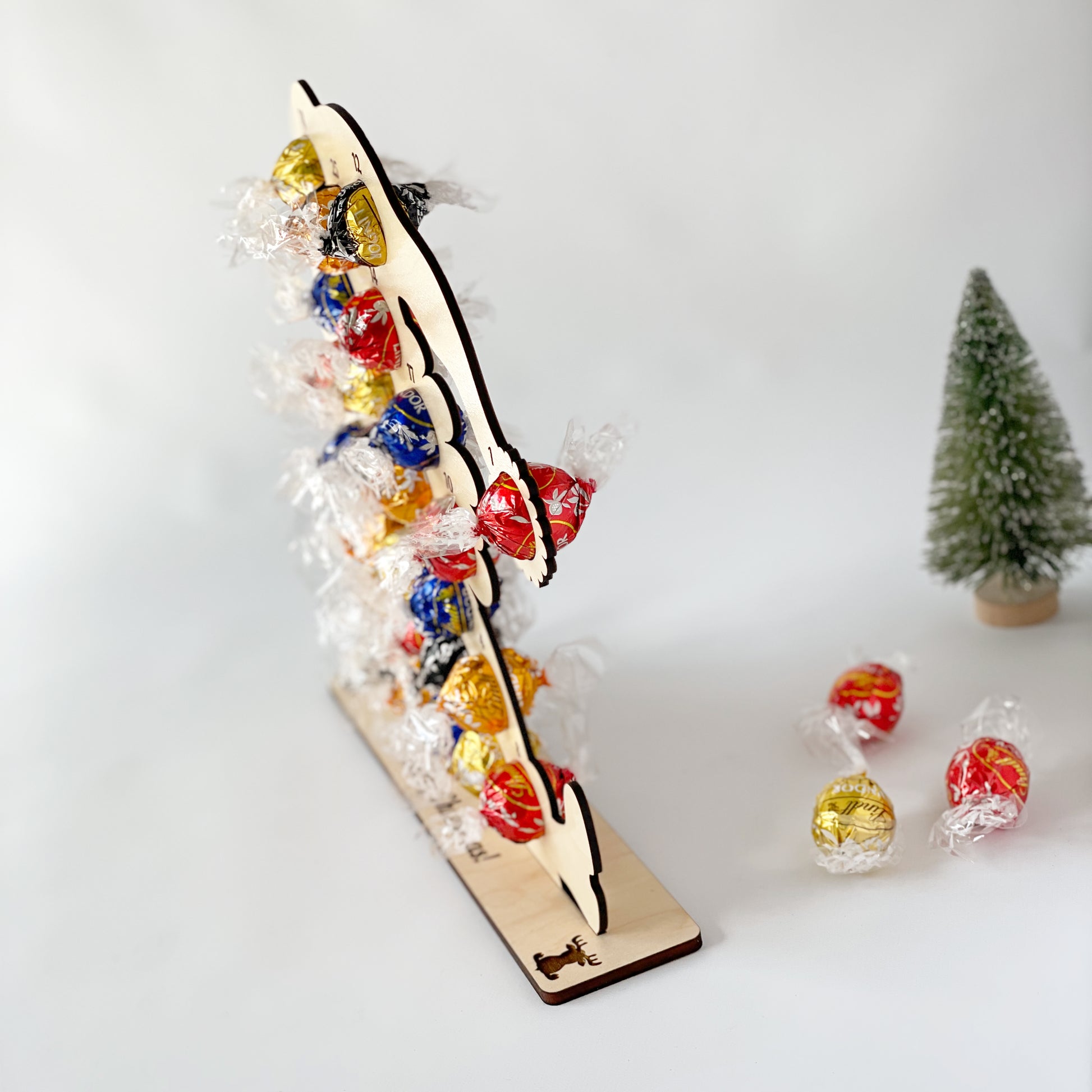 Christmas Advent Calendar Chocolate Holder, Christmas Countdown Lindt chocolate calendar