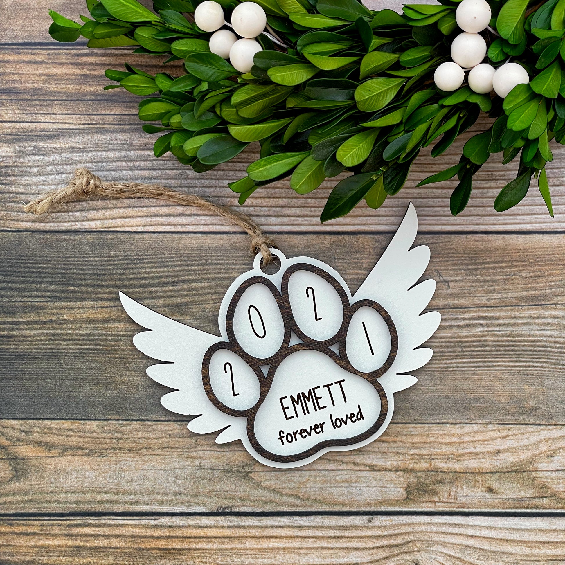 Pet loss engraved custom ornament, angel wings pet ornament, pet memorial