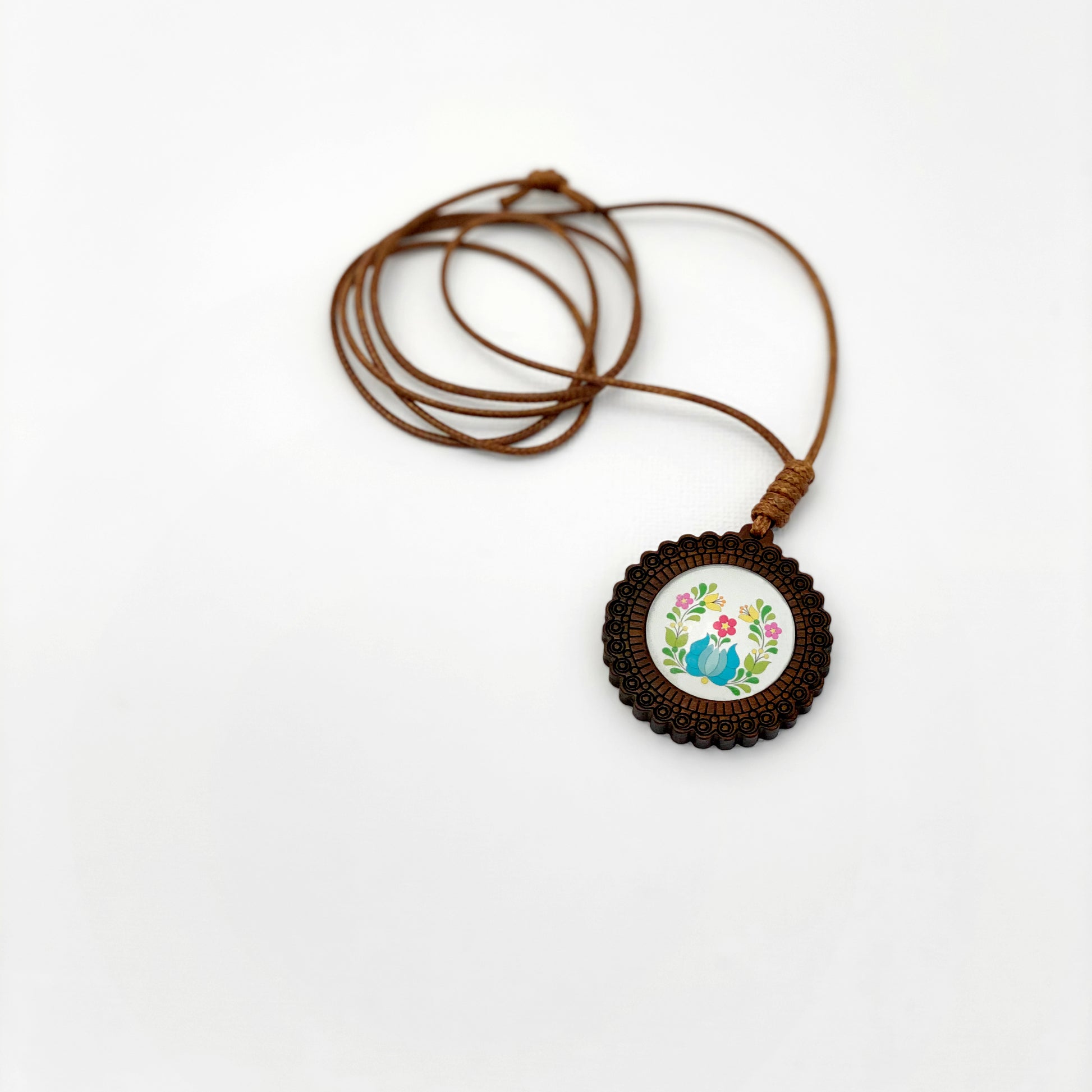 Traditional Hungarian style necklace VINTAGE COLORS